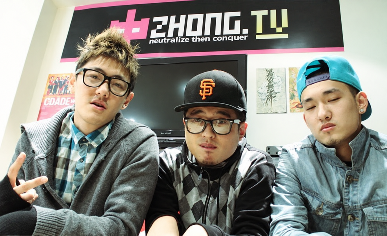 Early Zhong.TV studio with Gali